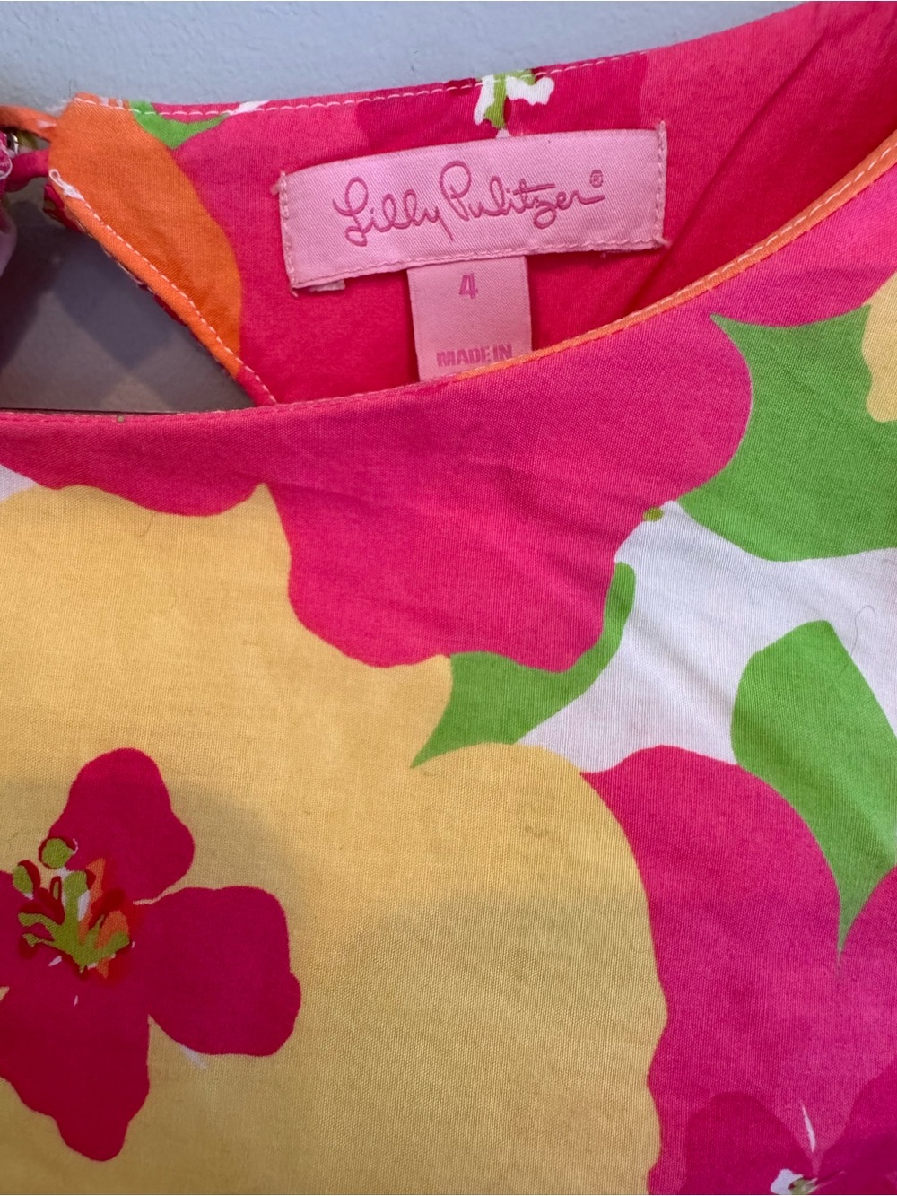 Lilly Pulitzer Vibrant Floral Shift Dress Size 4 - Picture 4 of 8